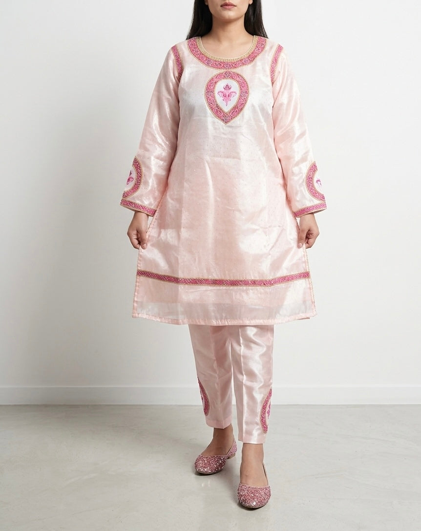 Blush Pink Embroidered kashmiri Kurta Set