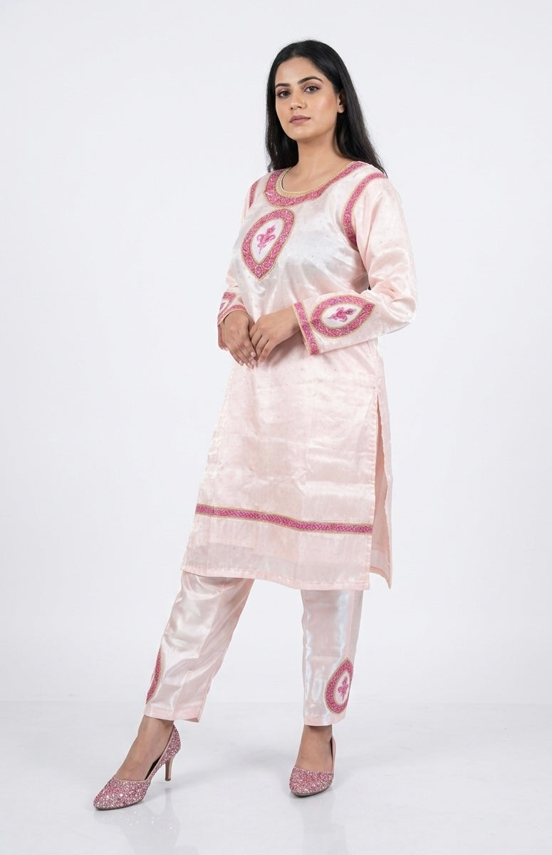 Blush Pink Embroidered kashmiri Kurta Set