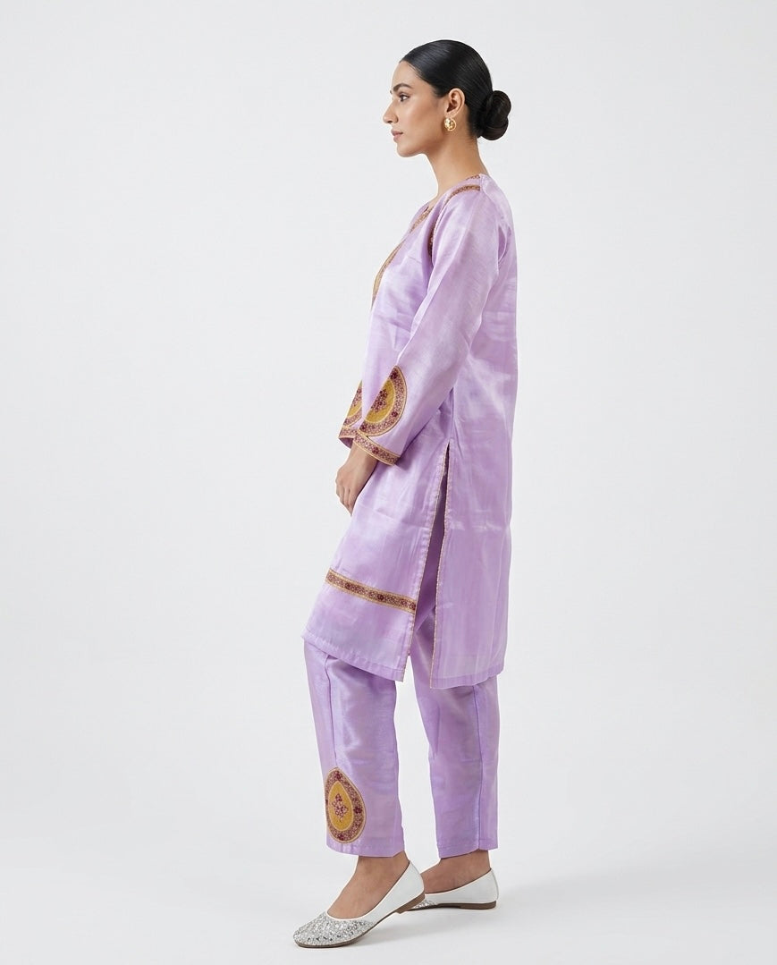 Elegant Lavender Silk Tilla Work kashmiri Salwar Kameez