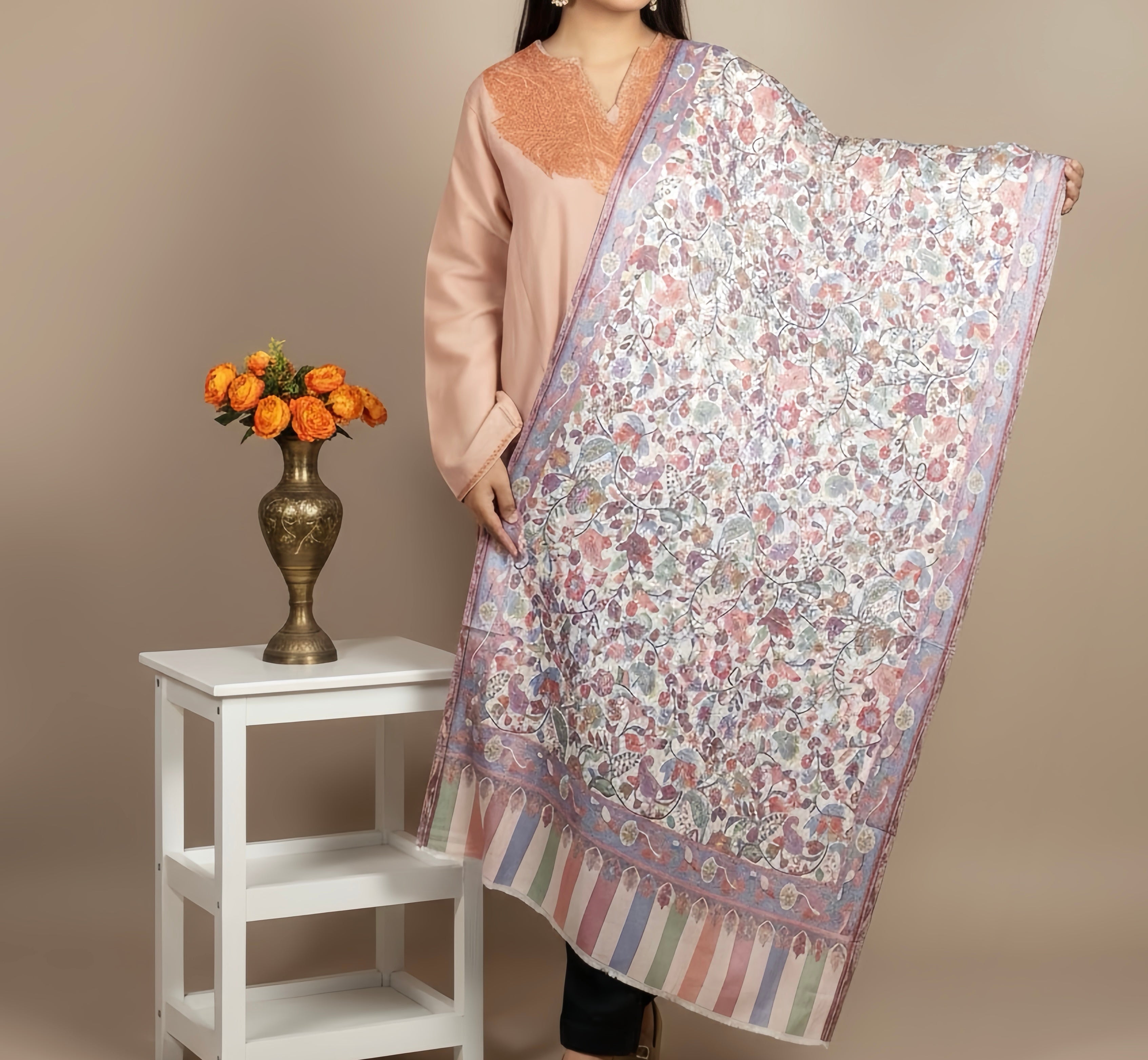 Al-Azhar Kani shawl - Ivory Pastel Garden