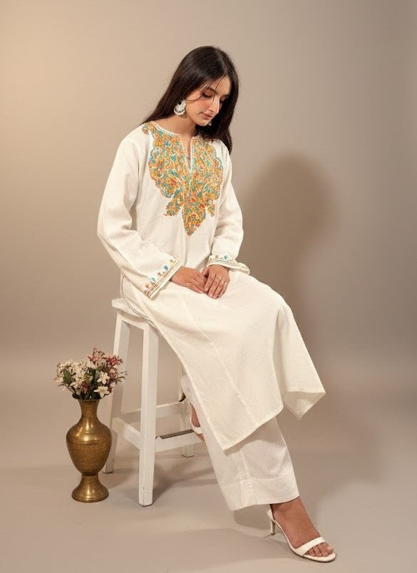 Kashmiri Aari Embroidered woollen white Phiran