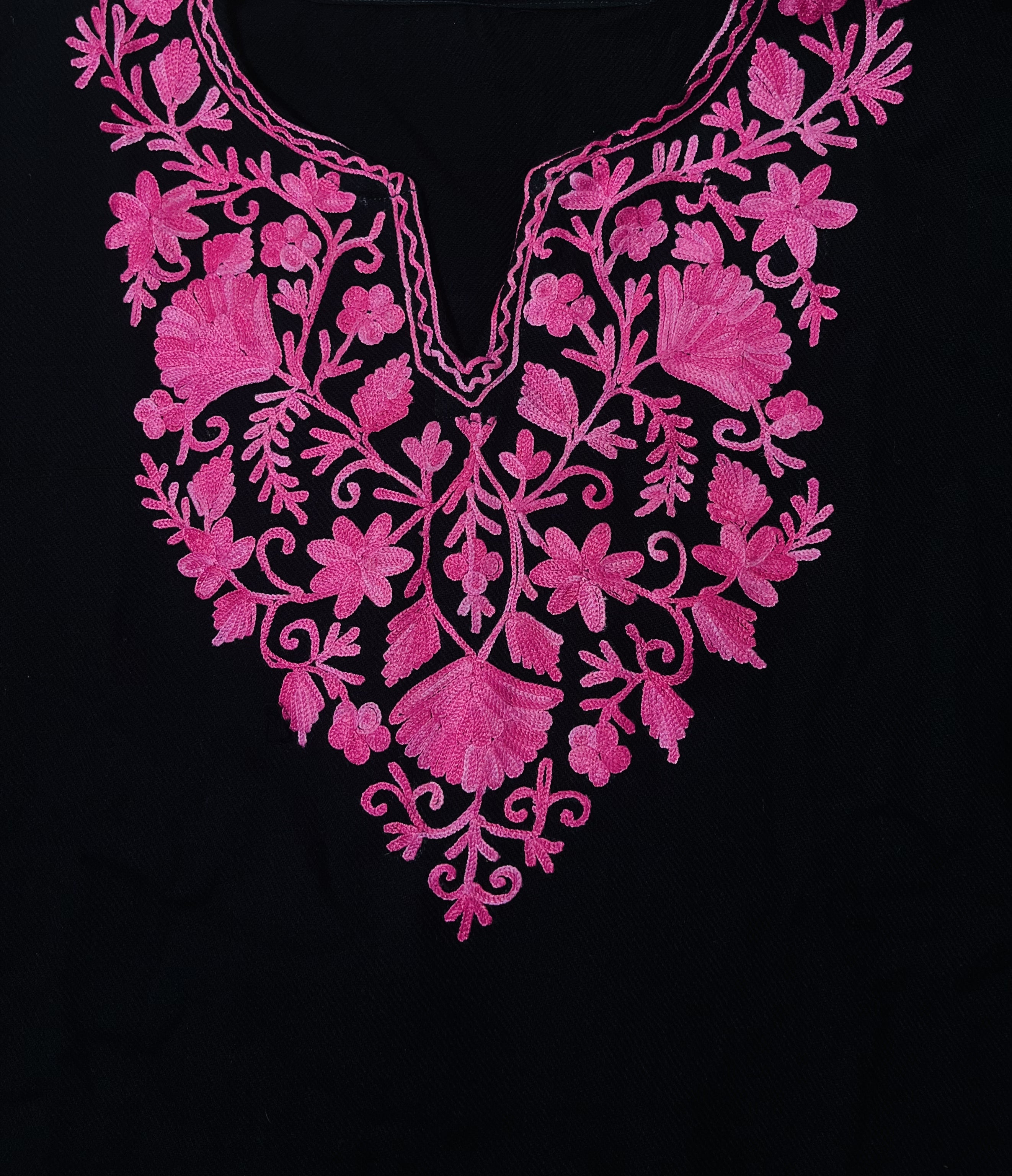 Kashmiri Aari Embroidered woollen black Phiran