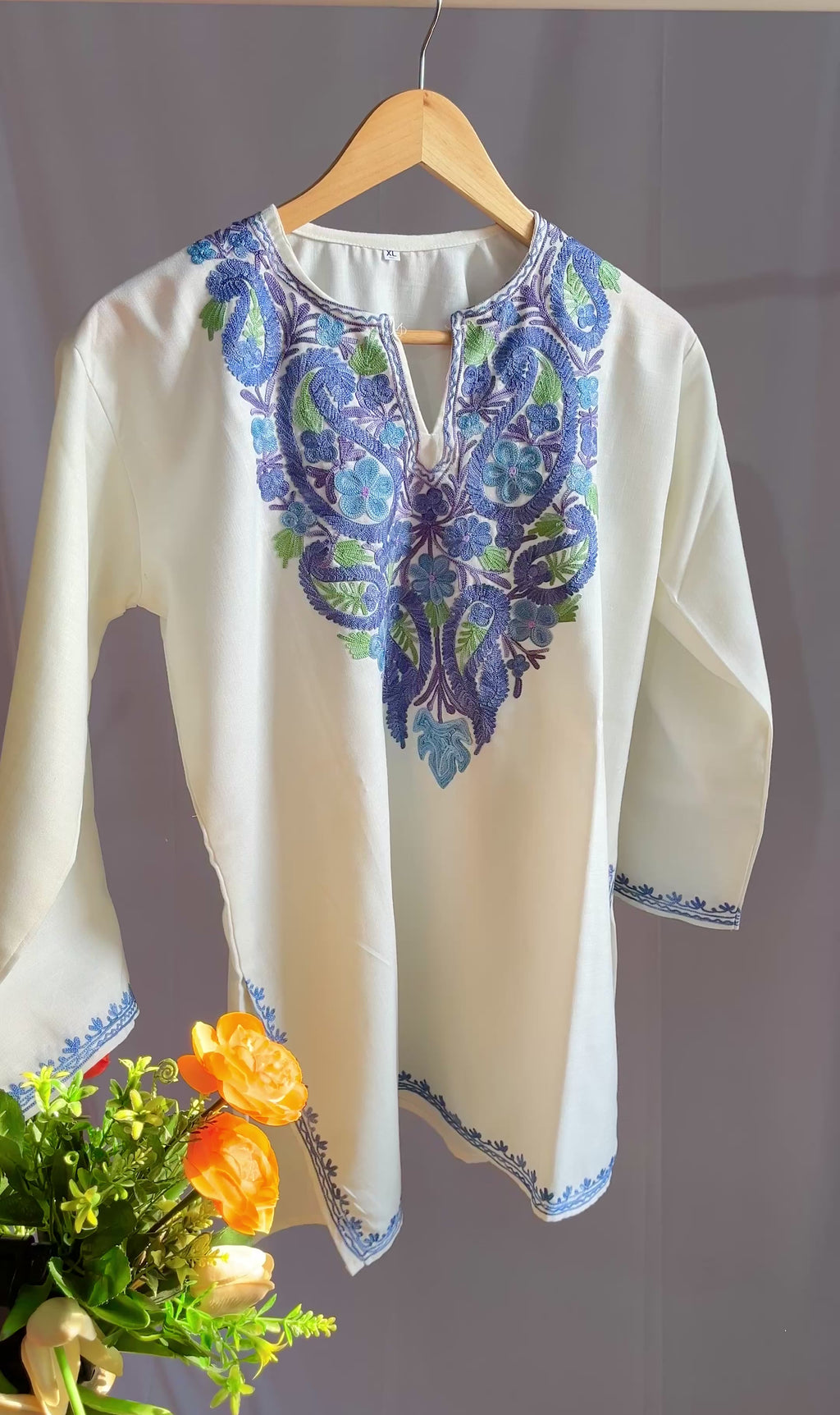 Kashmiri Ari Embroidered White Short Cotton Kurti